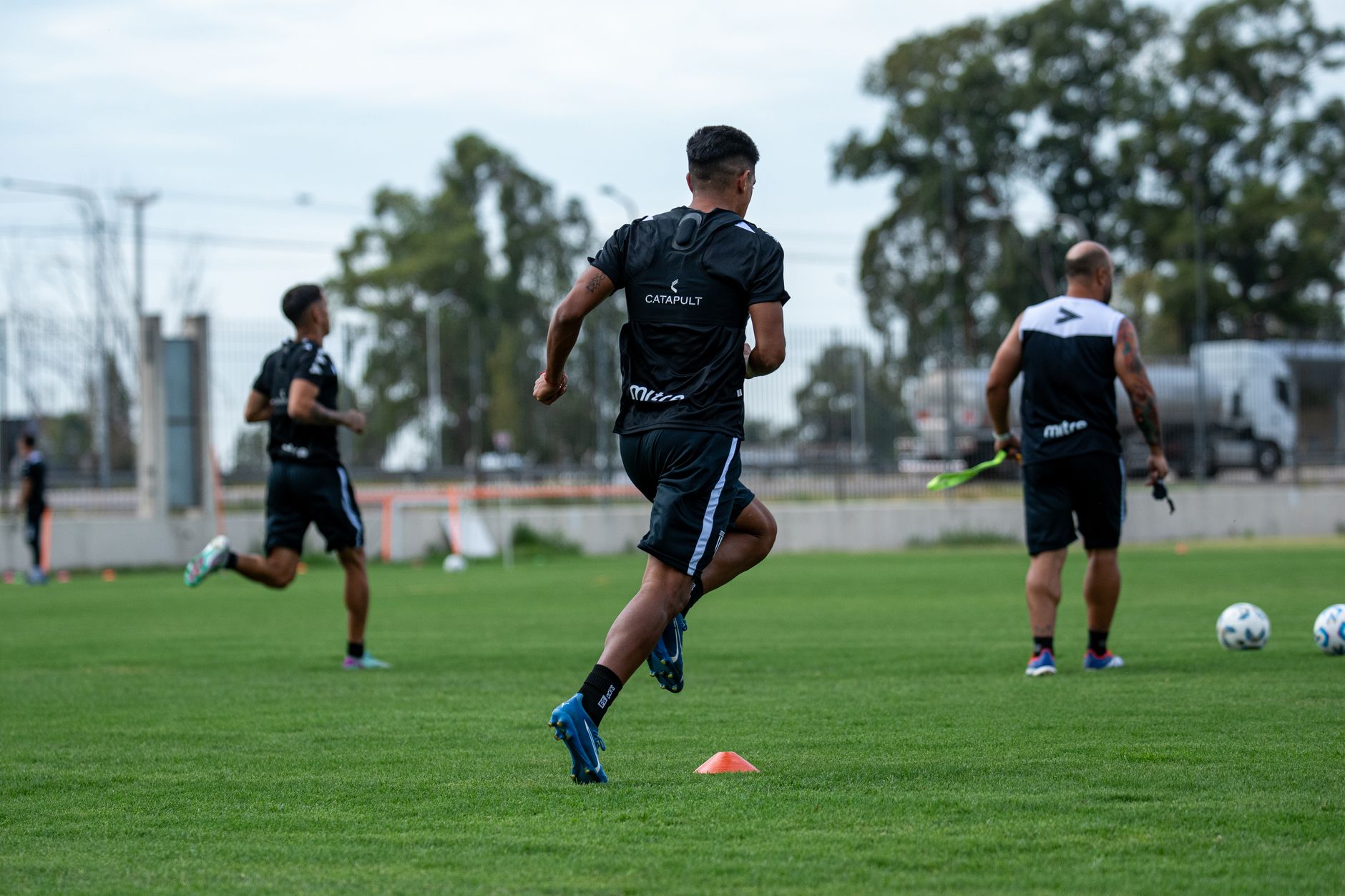 The Best Football Speed and Agility Cones for Training Drills