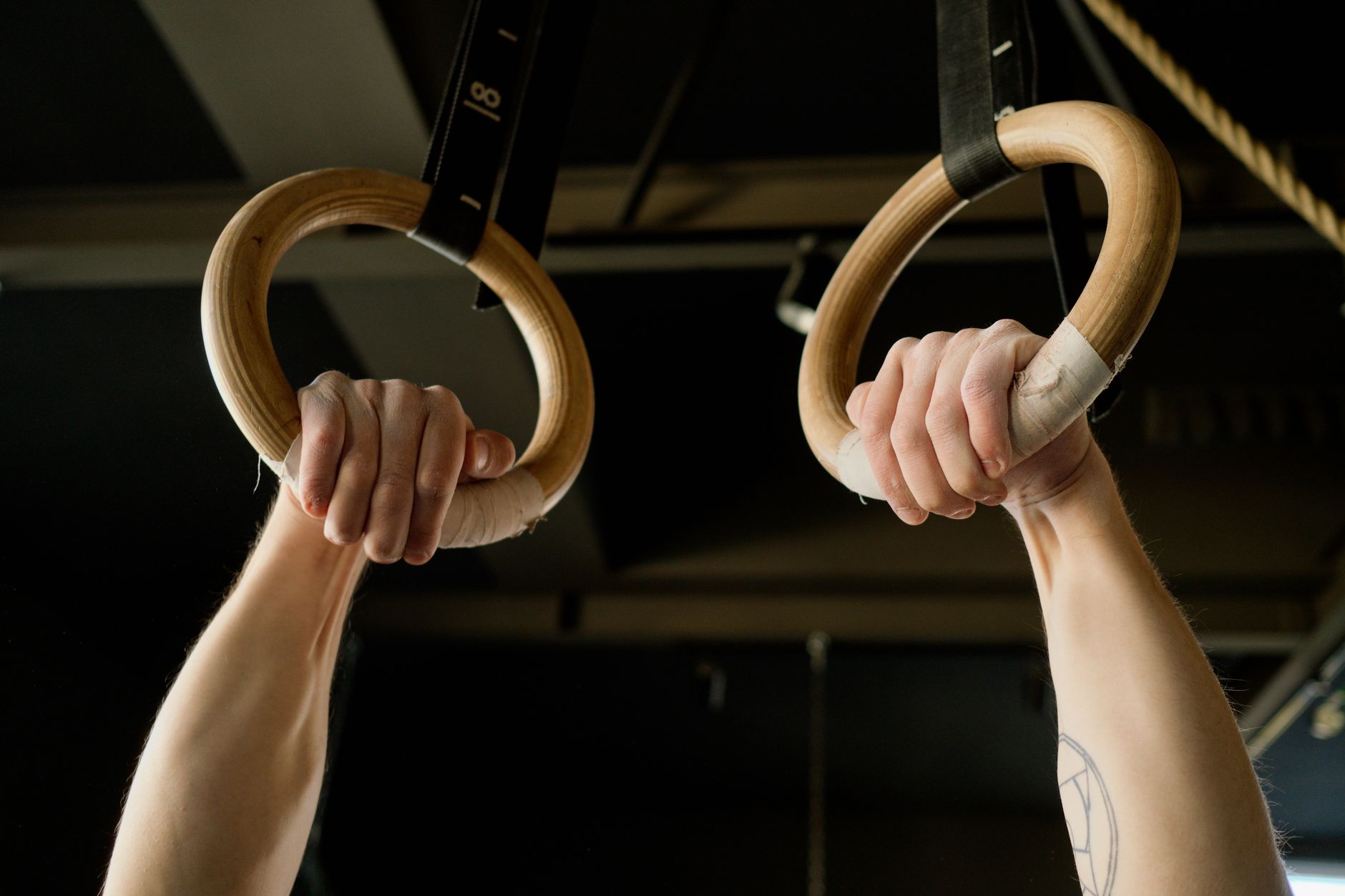 Top Calisthenics Rings Workout Progressions for Upper Body Strength